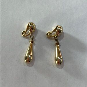Elegant Gold Drop Earrings